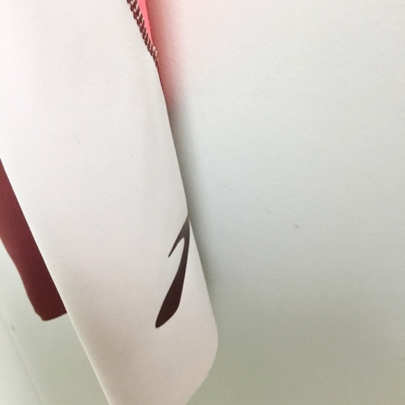 Brooks Run Happy 7/8 Tight Pants Size XL Pockets NWOT Gym - Picture 5 of 9